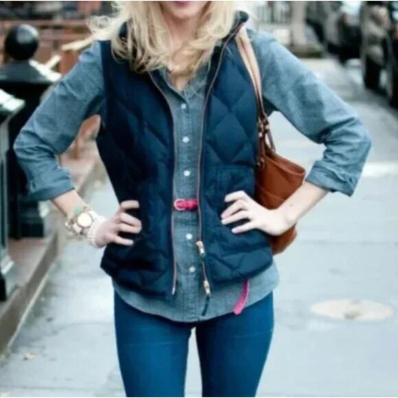 J. Crew Quilted Puffer Excursion Vest Navy Blue Two-Way Zipper 92465 Size S - Picture 2 of 11